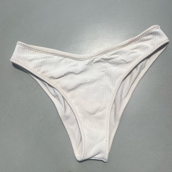 Montce White Ribbed Bikini - Picture 5 of 14